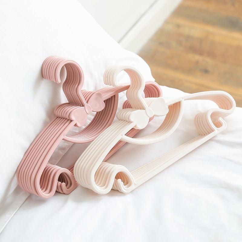 10pcs Baby Clothes Racks Porta - Baby Clothing Display recension och pris