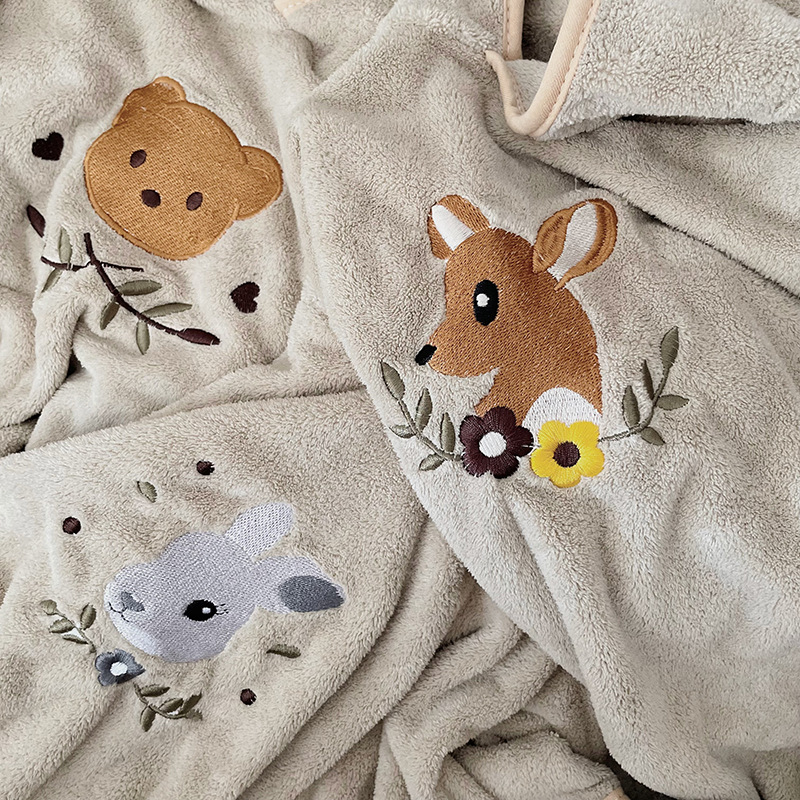 Children's Coral Fleece Cloaks - Hooded Bath Towel recension och pris